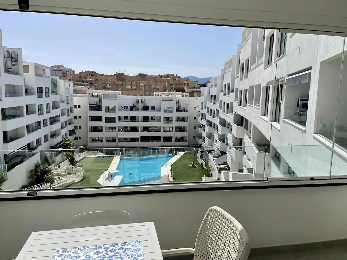 Downtown Estepona, Pool And Beach アパート エステポナ